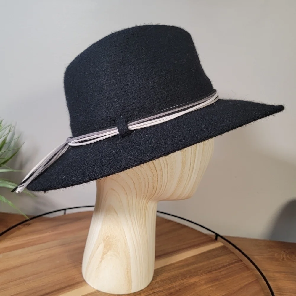 Pretty Persuasions Black wool blend Wide Brim Fedora Winter Hat Women's OS
